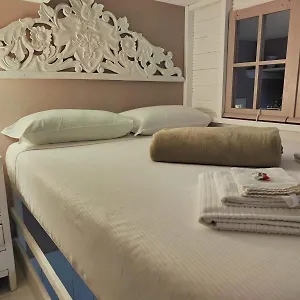 https://lecco-lake.it-lombardy.com