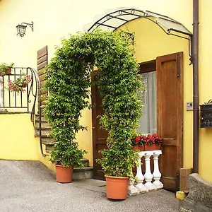 https://ulivo-rosso.it-tuscanyhotel.com