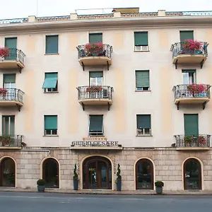 https://giulio-cesare-rapallo.hotelitalianriviera.com